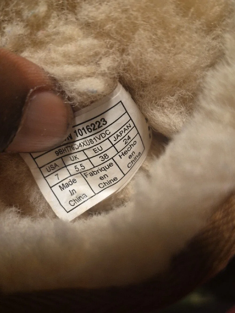 UGG Chestnut Short Classic Shearling Winter Boots